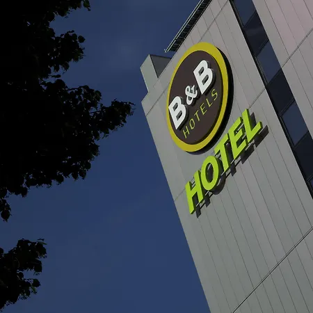 B&B HOTEL Paris Porte des Lilas-3